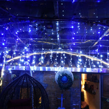 Load image into Gallery viewer, AGPtek 15Mx0.6M Linkable Fairy Curtain Lights Strings Connectable Lights 8 Lighting Modes